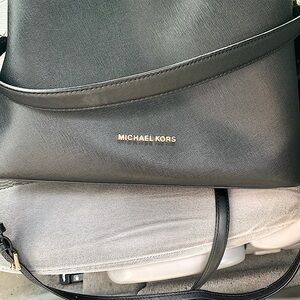 Black large handbag leather brand new never used